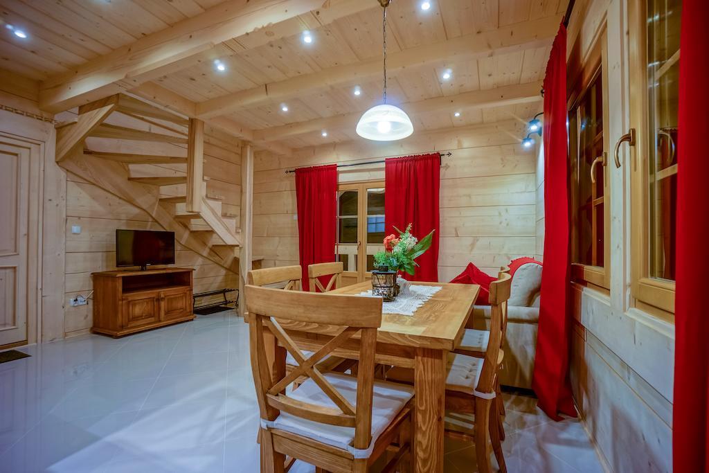 Domek Goralski Symek بورونين الغرفة الصورة